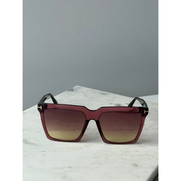 NEW Tom Ford FT0764 Sabrina Pink Gradient Sunglasses $520 - Picture 7 of 9